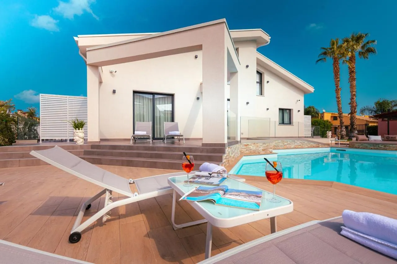 Gelso Bianco Boutique Apartments Campofelice Di Roccella