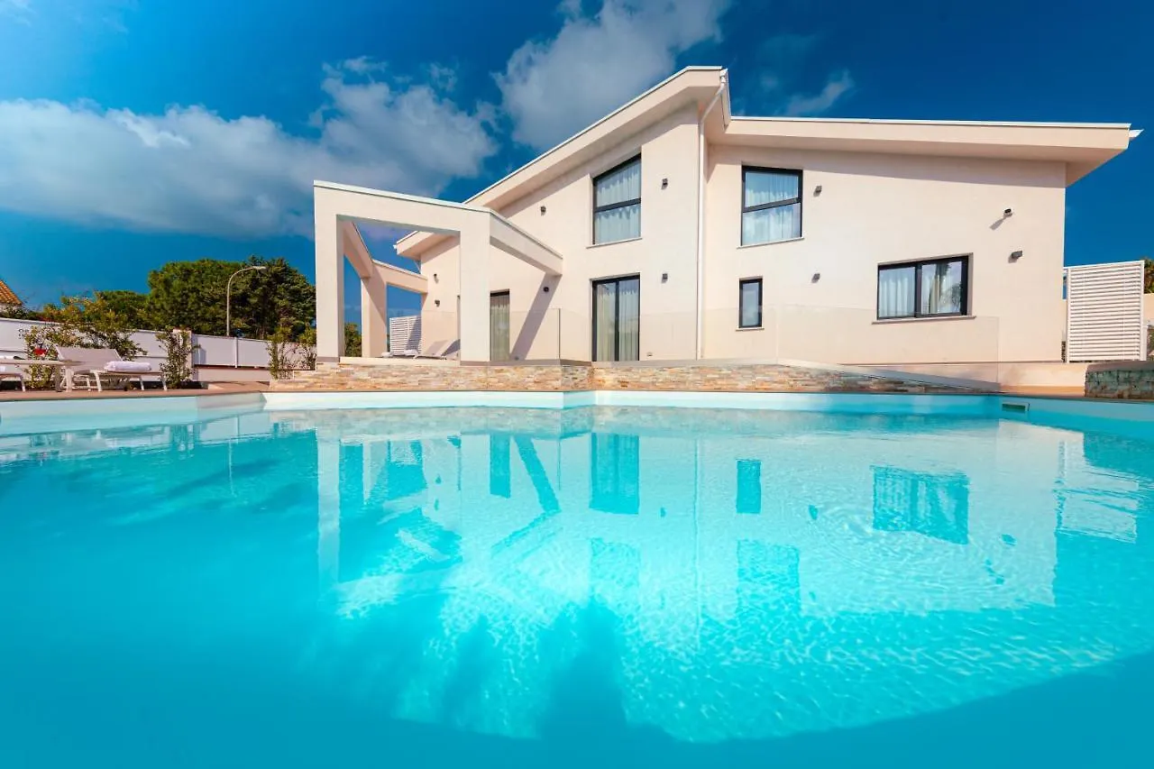 Gelso Bianco Boutique Apartments Campofelice Di Roccella Italia