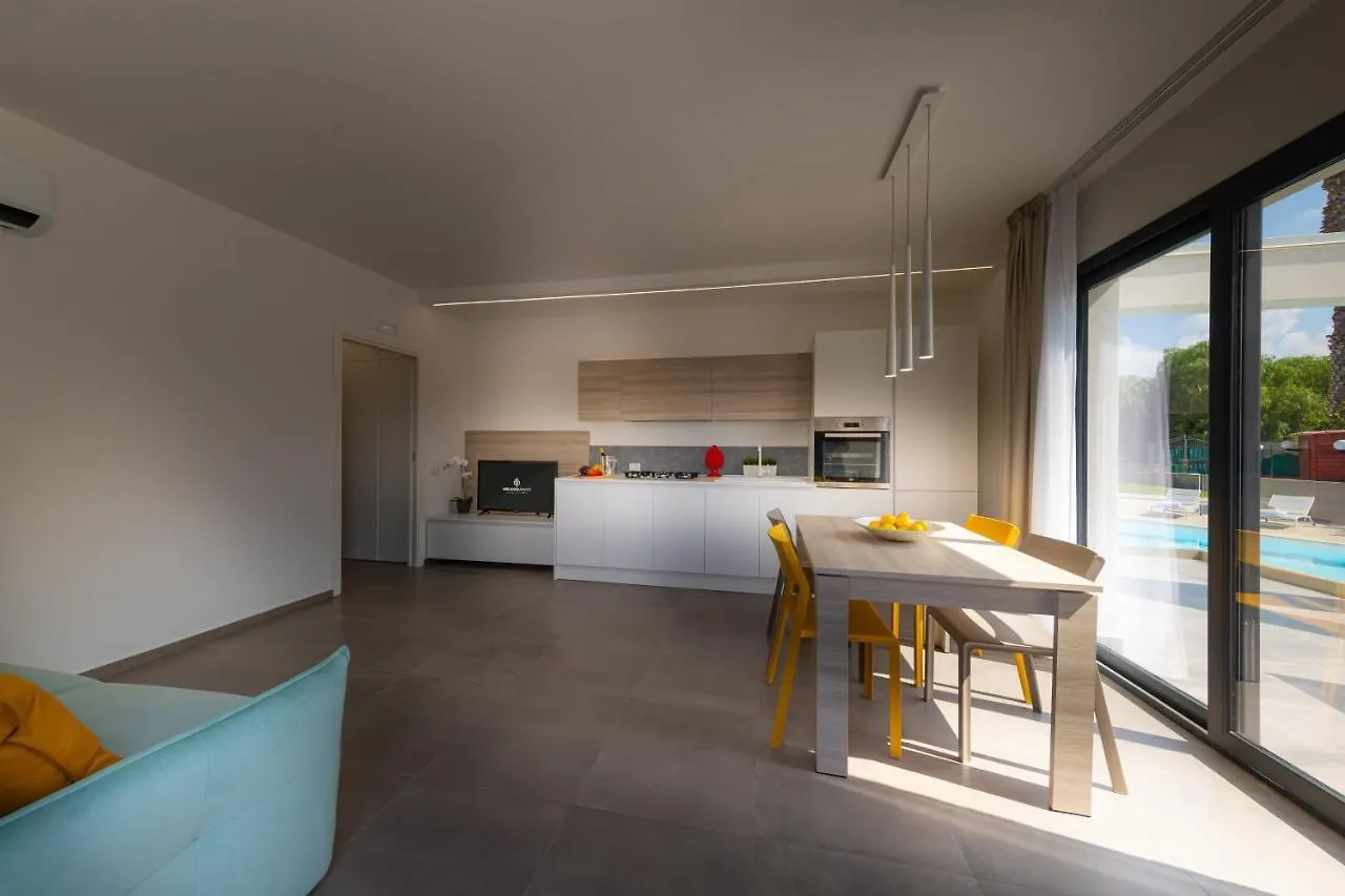 Gelso Bianco Boutique Apartments Campofelice Di Roccella